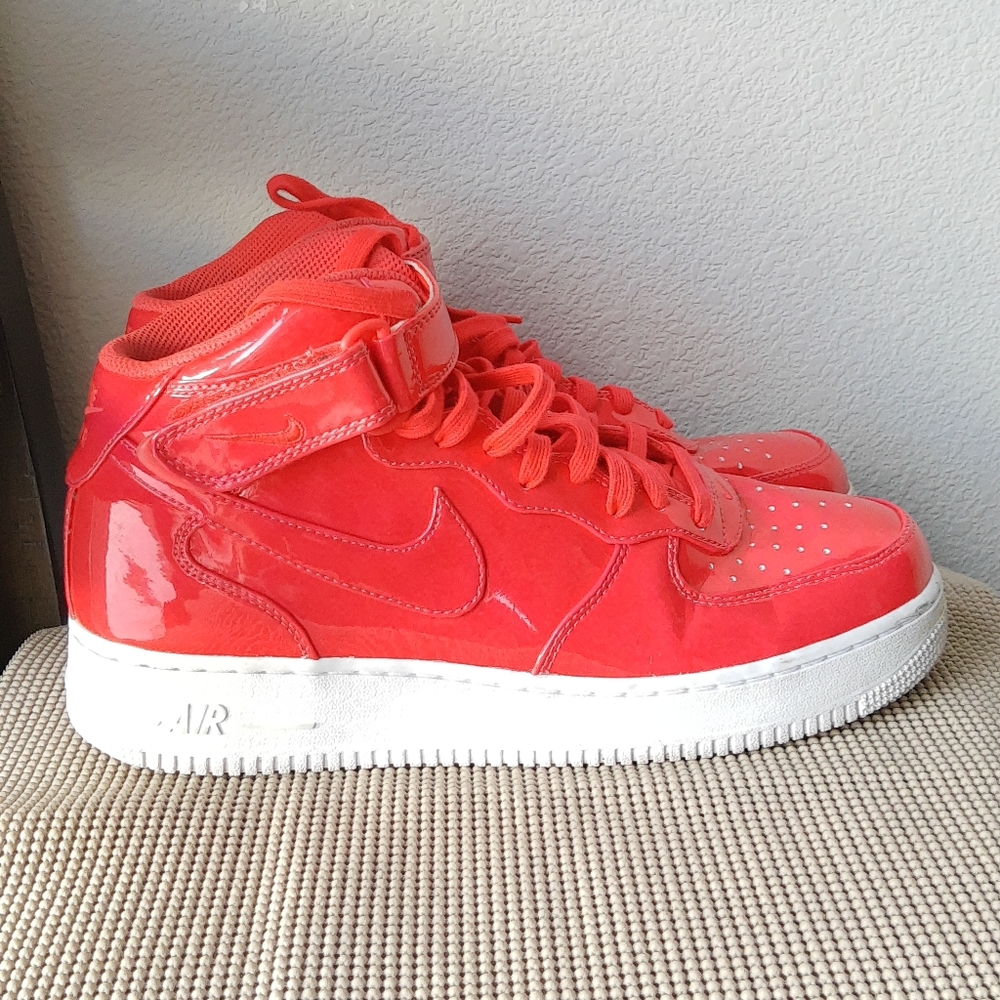 Nike Air Force 1 Sneakers